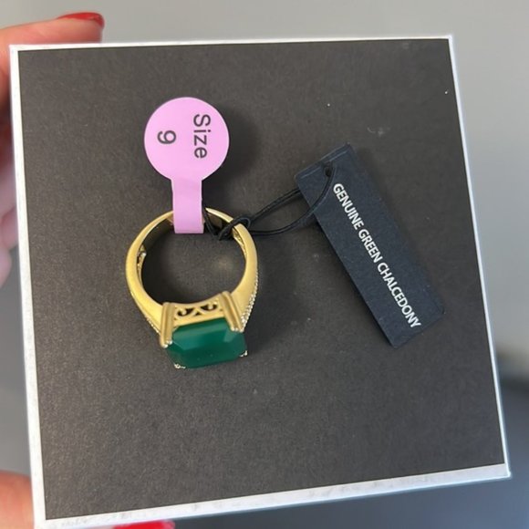 Gemolio Sterling Silver Green Chalcedony Ring size 9 - Picture 5 of 9